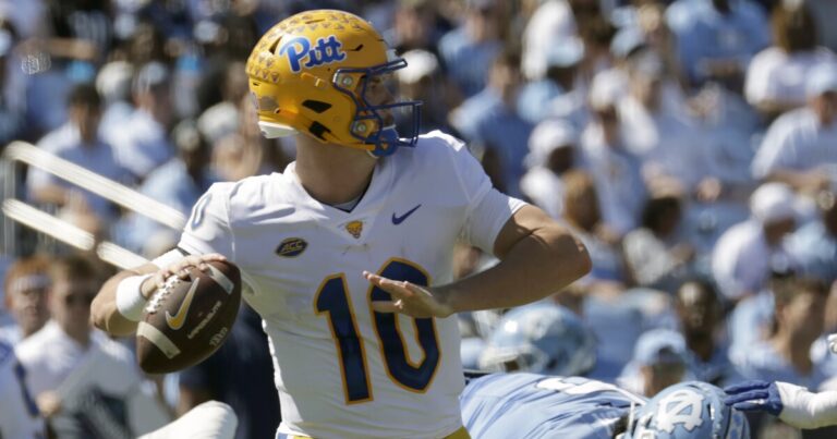 22번 피트는 1991년 이후 최고의 출발을 보인 프로그램에 대해 격려를 받았지만 만족하지 못했습니다.
    


