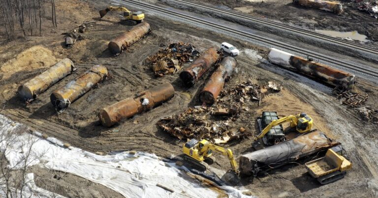 EPA 데이터로 인해 동부 팔레스타인 탈선으로 인한 오염 정도를 파악하기가 어렵습니다.
    


