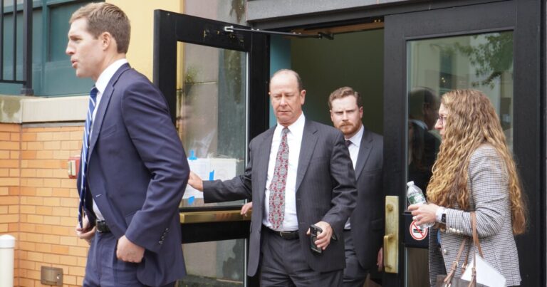 ペンシルベニア州立友愛団体の元指導者、ティモシー・ピアザさんの死を曖昧にした罪で懲役刑を宣告
    


