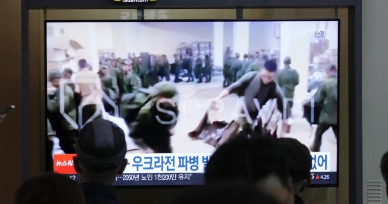 미국은 북한이 훈련을 위해 러시아에 군대를 파견했다고 밝혔습니다.
    


