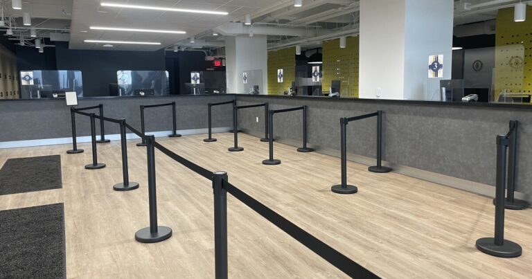 OneStopPGH 허가 카운터 오픈 준비
    


