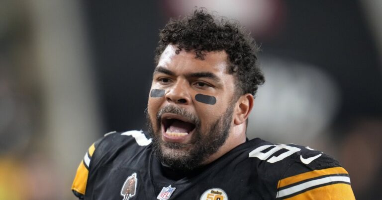 Steelers 기록을 향한 Cam Heyward의 길은 인내심과 귀중한 교육으로 시작되었습니다.
    


