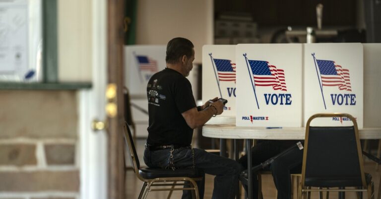 변동 상태 스트레스: 정신 건강 전문가가 선거 주간에 대처하는 방법에 대한 조언을 제공합니다. 
    


