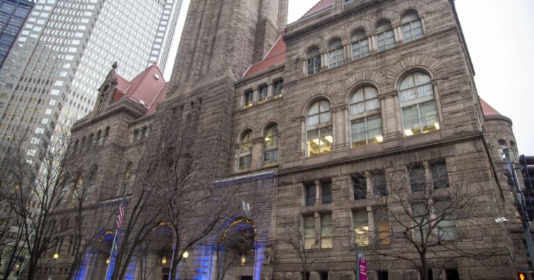 사회복지 서비스 제공업체, Allegheny 카운티 의회에 세금 인상 승인 촉구
    


