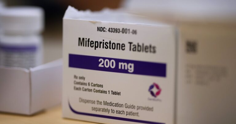 트럼프 당선 이후 피임, 낙태약 요청 급증
    


