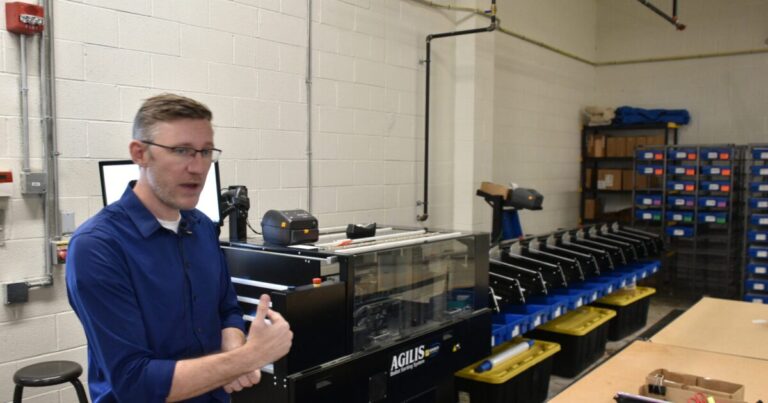 상원 재검표가 취소됨에 따라 펜실베니아 카운티는 선거 결과를 확정하기 위해 움직였습니다.
    


