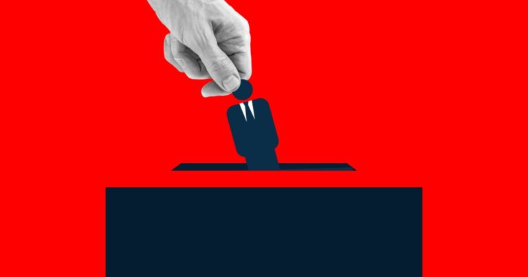 역사는 끝나지 않았는데, 우리는 또다시 갈림길에 서 있는 걸까요?
    


