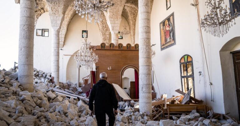 이스라엘-헤즈볼라 전쟁이 레바논의 문화유산에 미친 영향
    


