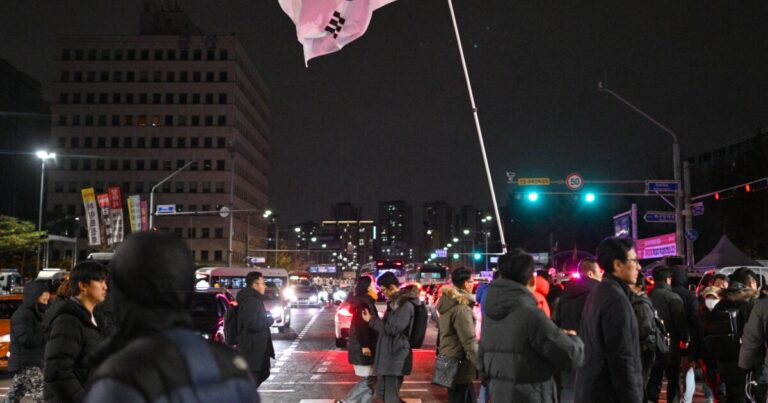 한국 대통령은 탄핵 요구에 직면해 있다. 그리고 현관 해적을 피하는 팁
    


