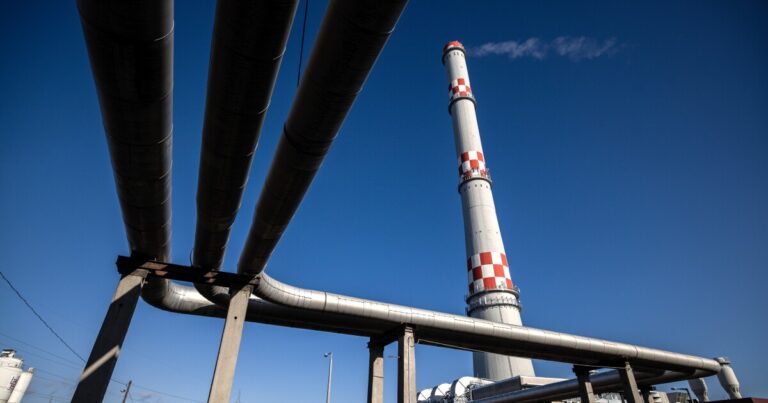 러시아가 유럽으로 향하는 마지막 가스 공급을 중단한 이유는 다음과 같습니다.
    


