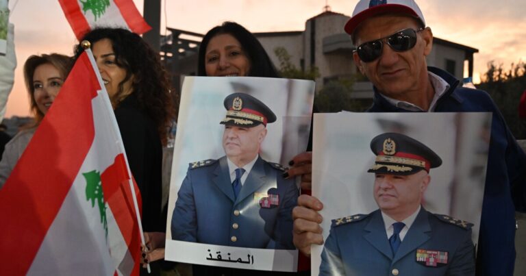 레바논, 대통령 부재 2년 만에 새 대통령 선출
    


