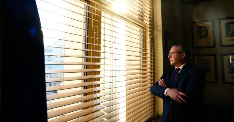 알 슈미트(Al Schmidt) 국무장관이 2020년과 2024년 선거 결과를 반영하고 있다
    


