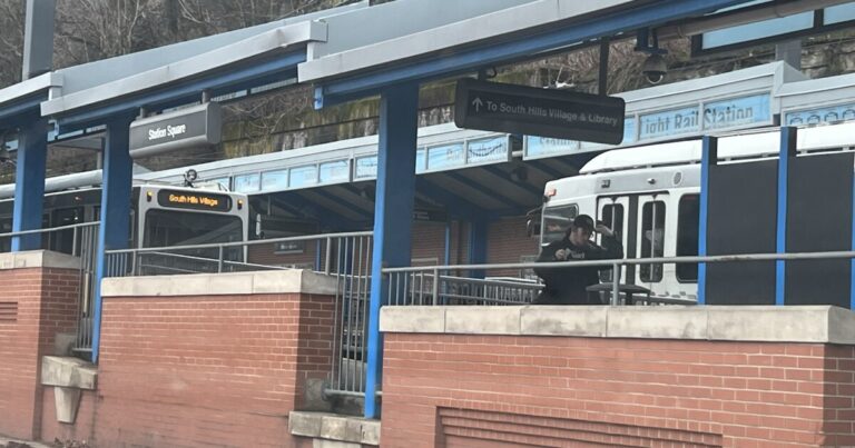 이제 사이버 보안 사고로 인해 지연이 발생하고 ConnectCard가 영향을 받은 PRT 인터넷 중단이 발생했습니다.
    


