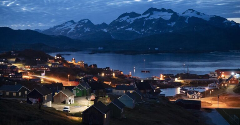 트럼프에 대한 뉴스 : 덴마크의 그린란드에 대한 마지막 사절은 영국이 첫 번째 DIB를 가질 수 있다고 말합니다
    


