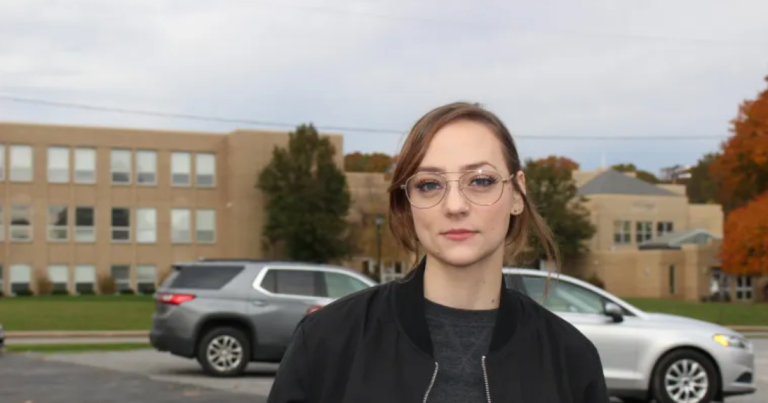 이스트 팔레스타인에서 기차 탈선 후 2 년 후, 일부 거주자들은 간 질환에 대해 걱정합니다.
    


