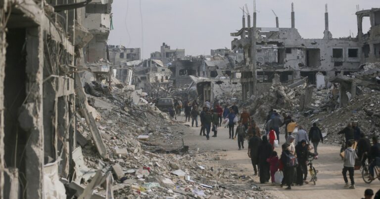 이집트는 Gaza Summit을 주최하여 이스라엘이 Netzarim 복도에서 군대를 철수함에 따라
    


