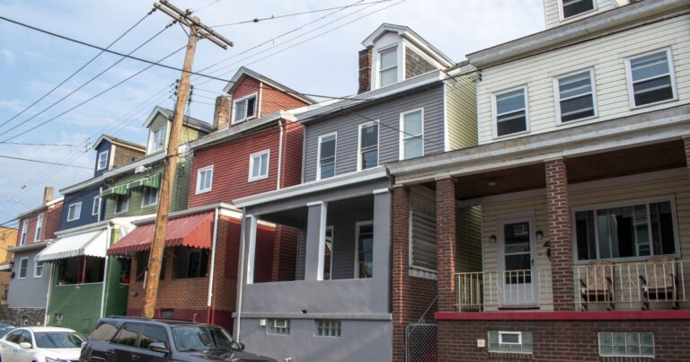 Western Pa. Fair Housing Organization은 Doge Cuts에서 $ 425,000 보조금을 잃습니다.
    


