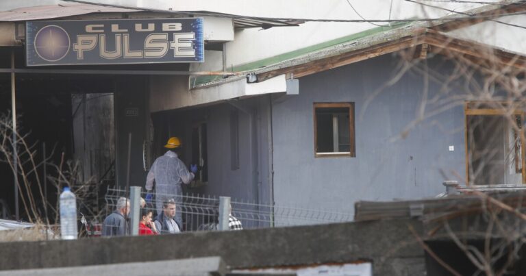 북쪽 마케도니아의 나이트 클럽 화재로 59 명이 사망하고 150 명 이상 부상
    


