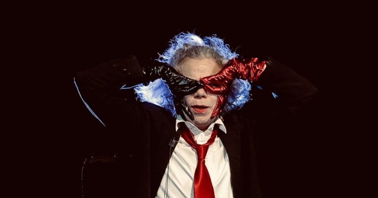 이번 주말 피츠버그에서해야 할 일 : 피츠버그 프린지 페스티벌 (Pittsburgh Fringe Festival)의 새로운 Hazlett에서 '자아'연극
    


