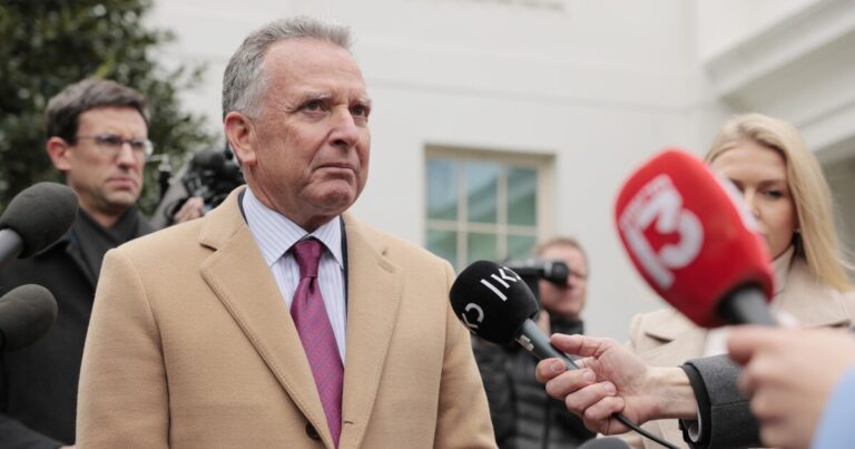 중재자들은 가자에서 인질의 절반 이상을 석방하기위한 새로운 거래를 모색합니다.
    


