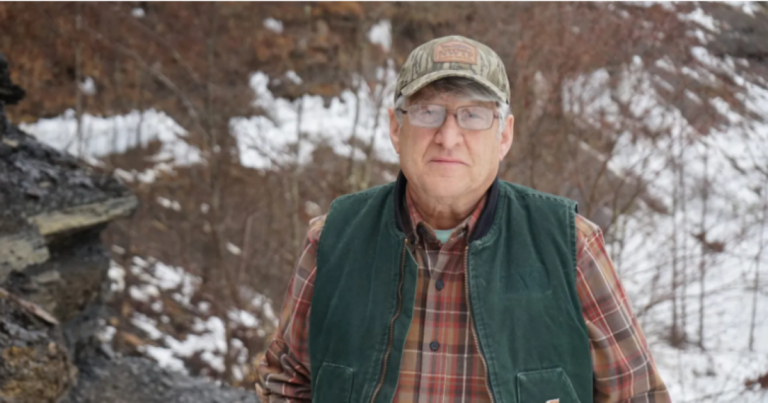 트럼프의 연방 자금 조달 동결은 펜실베이니아에서 버려진 광산 정리를 가져 왔습니다.
    


