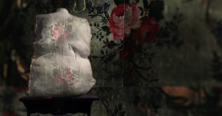 피츠버그의 워홀 박물관은 CMU 아트 학생들이 첫 번째 쇼를 주최합니다.
    


