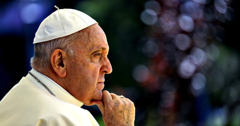 교황 프랜시스 교황의 가장 기억에 남는 순간을보십시오.
