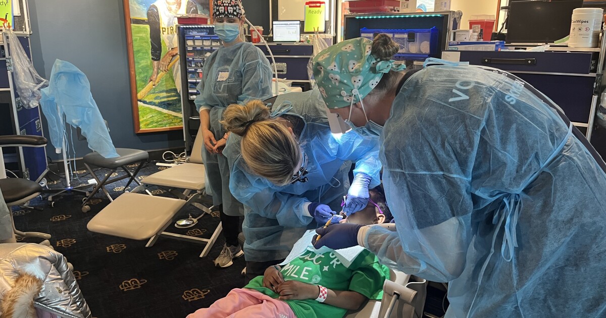 아동 치과 비영리 비영리 단체 방문 피츠버그, 어린이 보안, 진행중인 치과 치료