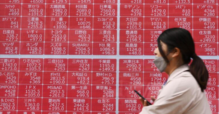 트럼프 대통령이 글로벌 관세를 일시 중지 한 후 아시아 시장은 급증합니다
    


