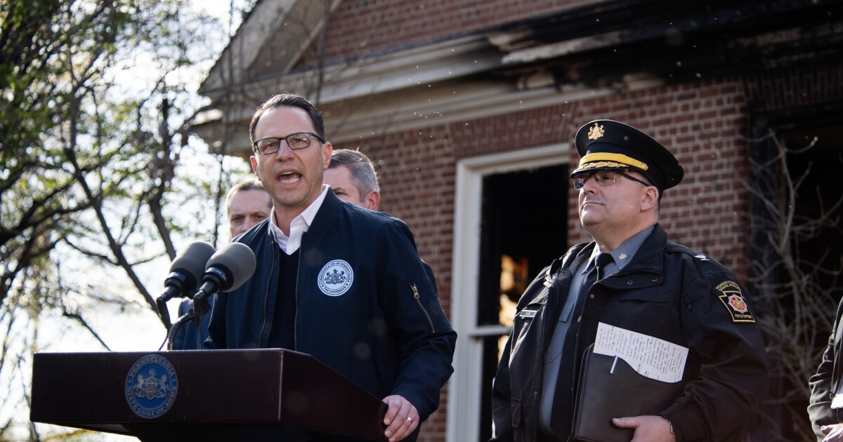 펜실베니아 경찰은 주지사의 맨션 방화 방화 용의자가 가자 전쟁에 대해 화를 냈다고 펜실베니아 경찰은 말합니다.