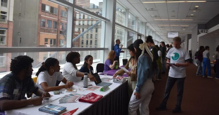 피츠버그 청소년 기후 주최자의 조언
    


