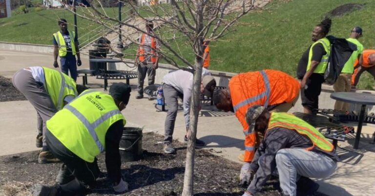 EPA는 피츠버그와 필리 비영리 단체에 1,500 만 달러의 기후 정의 보조금을 종료합니다.
    


