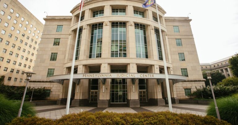 Pa. 1 차 선거 2025 : 11 월에 진보하는 연방 및 고등 법원 후보
    


