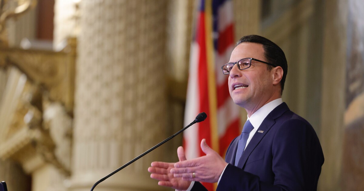 Shapiro는 펜실베이니아 주민이 건강 관리를 잃을 것이라고 경고하고, 병원은 Medicaid에 대한 GOP 삭감 아래에서 문을 닫습니다.