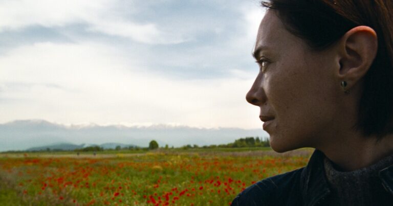 낙태 드라마를 만들기 위해 1 년 동안 출생 클리닉에 포함 된 조지아 영화 제작자
