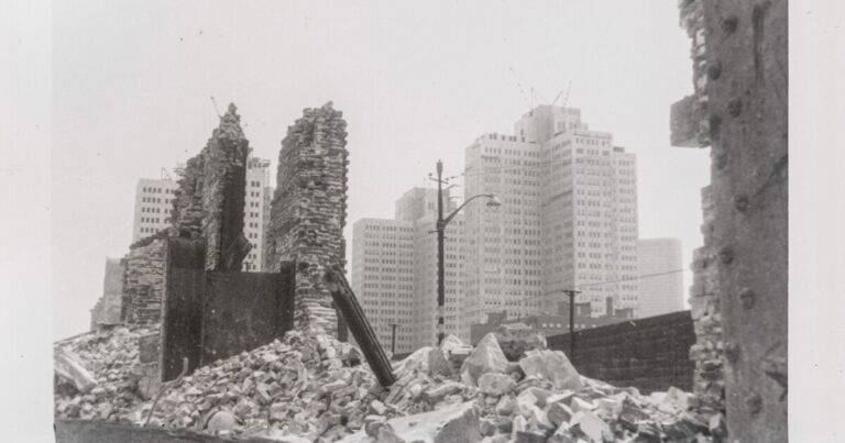 사진 캐시는 피츠버그 르네상스 초기 시절을 캡처합니다
    


