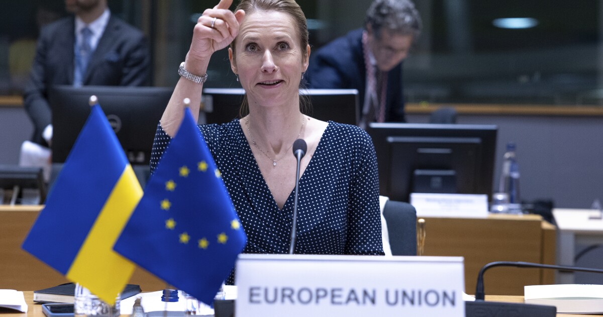 트럼프는 라디오 프리 유럽을 셔터하려고했다. EU는 그것을 생명선으로 던졌습니다