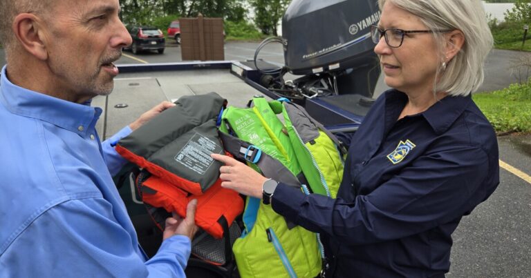 펜실베이니아 피쉬 앤 보트위원회는 현충일 주말에 앞서 보트 안전을 촉구합니다.
    


