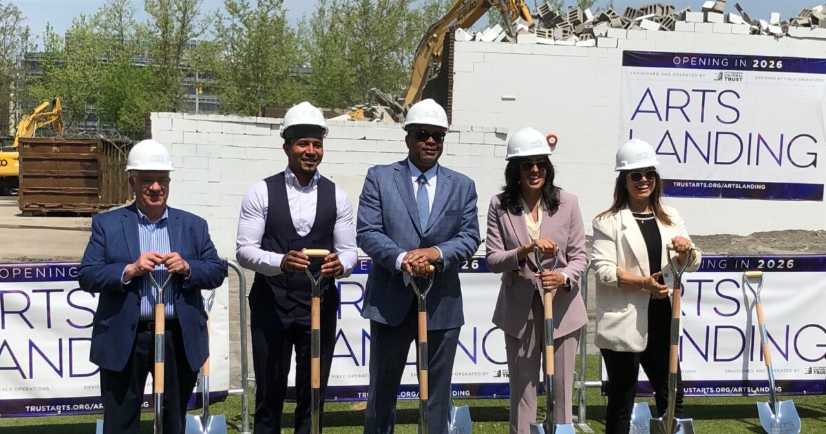 피츠버그 시내에서 새로운 야외 우주 '예술 상륙