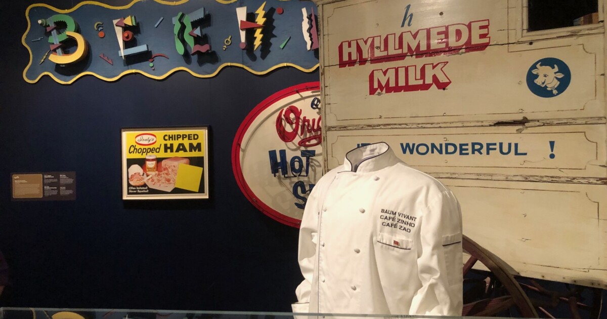 '피츠버그의 숨겨진 역사'에서 전시회에 킬러의 썰매와 299 개의 더 많은 물건