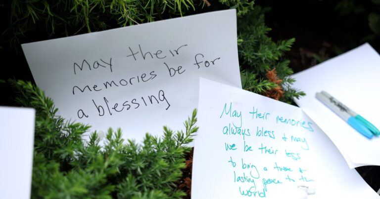 하버드의 유학생 등록 ​​능력이 취소되었습니다. 그리고 여름 책 릴리스
    


