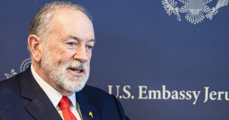 허 카비 대사는 이스라엘을 비난 한 유럽 지도자들에게 '분노'
    


