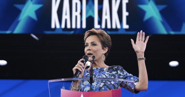 1,300 명에서 81 명의 노동자 : 트럼프 공식 계획
