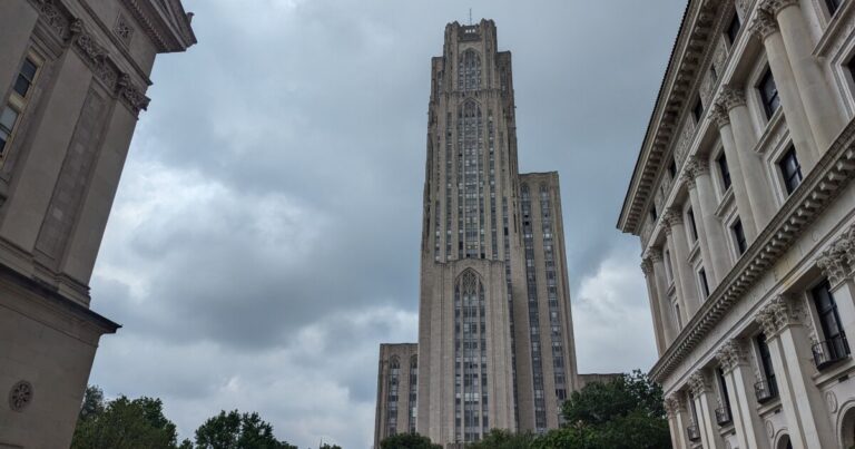 Pa. 대학은 Community College에서 학생 전송을 완화하려고합니다.
    


