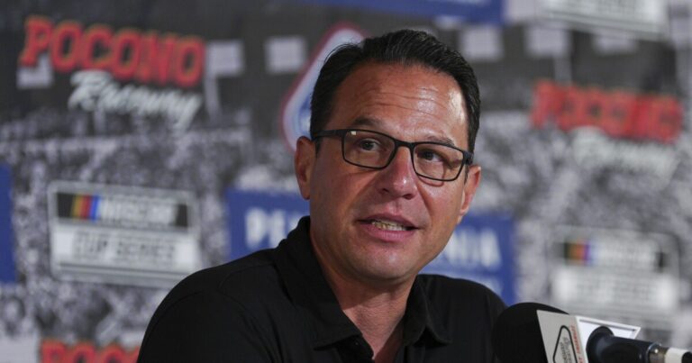 Pocono의 Shapiro Champions Pa. 스포츠 장면, Steelers, Eagles on Stadium Needs와 함께 일할 것입니다.
    


