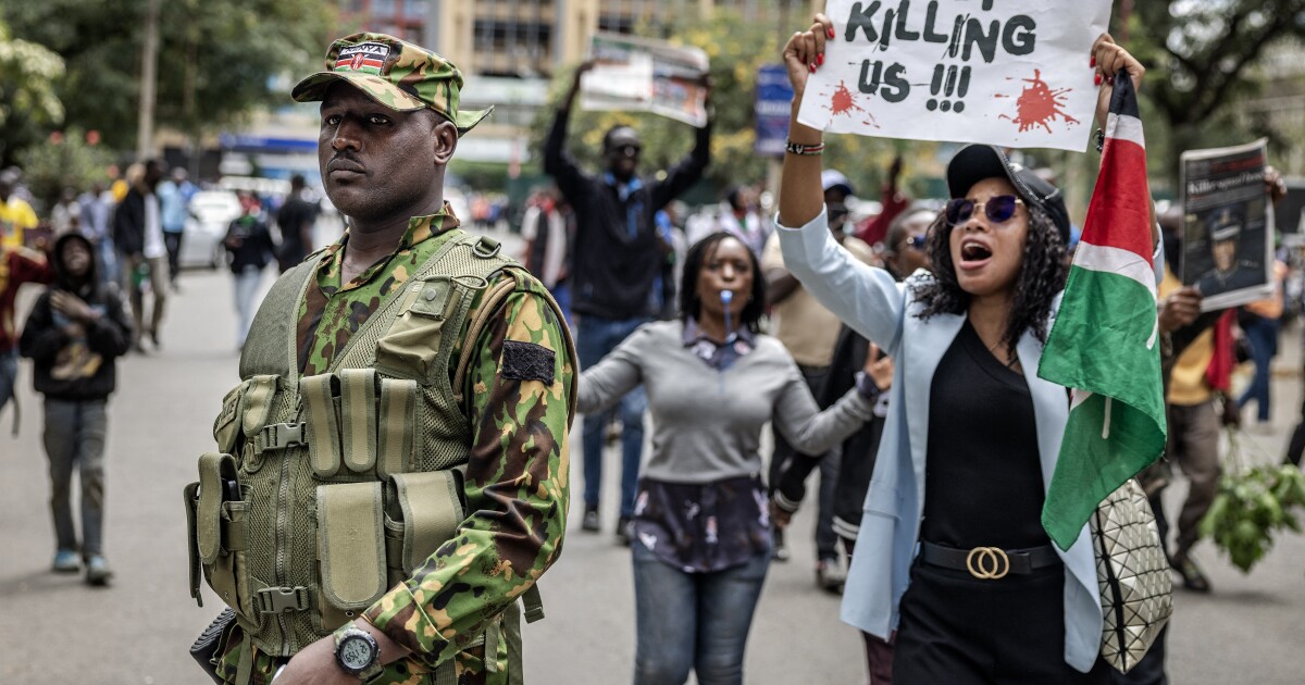경찰 구금에서 블로거의 사망에 대한 케냐의 수도에서 시위가 발생했다.