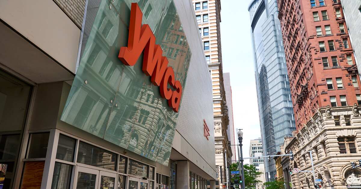 소송 후 피츠버그 시내에 YWCA 건물을 재개발 할 계획