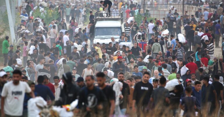 이스라엘 식당 주인은 이제 논란의 여지가있는 미국 지원 가자 음식 프로그램을 대표합니다.
    


