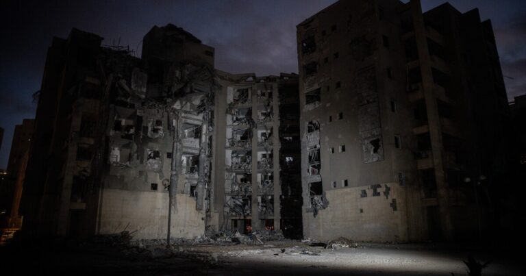 이스라엘-이란이 휴전을 유지할까요? 애널리스트는 양측이 강한 인센티브를 가지고 있다고 말합니다
    


