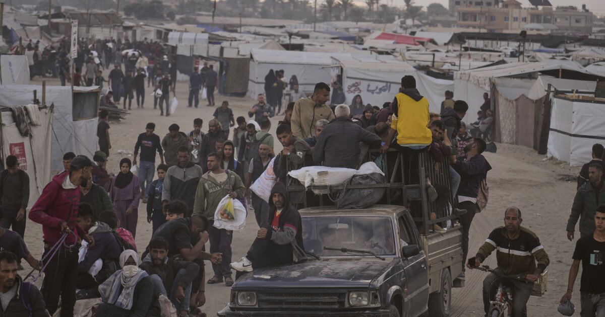 이스라엘 정부의 고문은 가자의 전쟁 범죄 주장은 '말도 안된다'고 말했다.